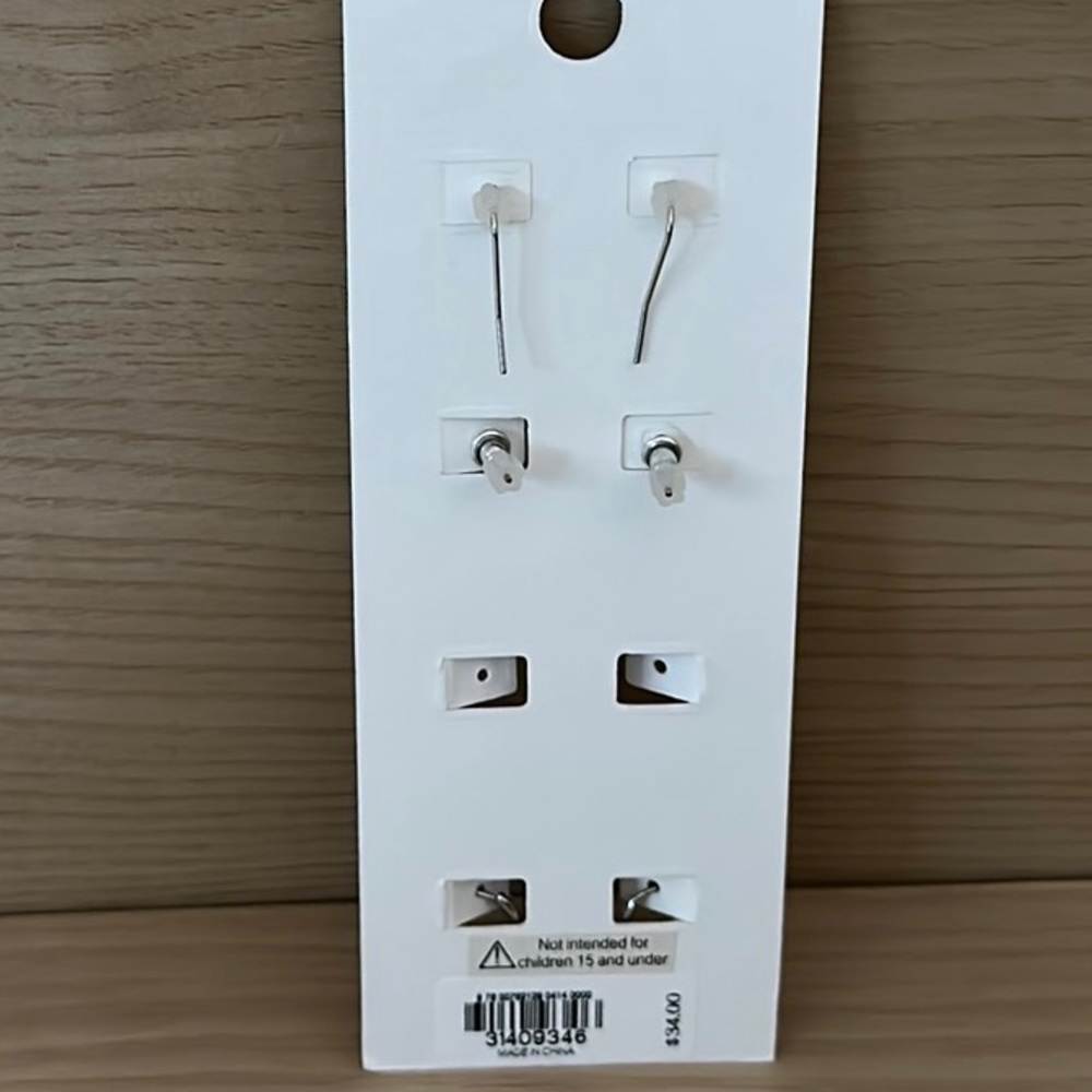 Express Silver Earring Set - Picture 4 of 4